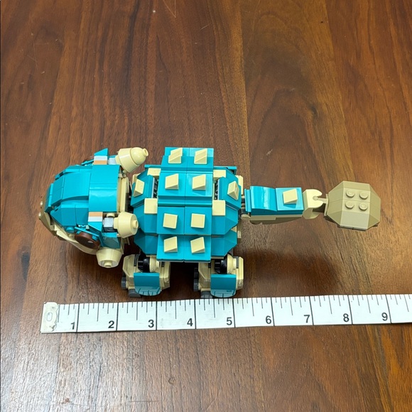 Lego Set Baby Bumpy: Ankylosaurus - Picture 13 of 14